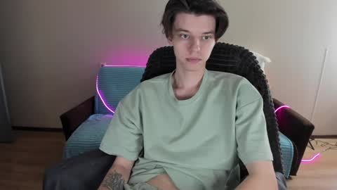 Snapshot of guy_liam1 chatting on December 2024 12:37:01 PM guy_liam1 online show from December 2024 12:37:01 PM
