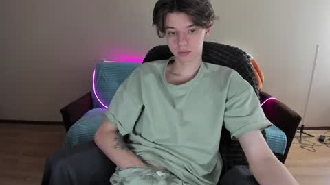 Snapshot of guy_liam1 chatting on January 2025 08:13:02 AM guy_liam1 online show from January 2025 08:13:02 AM