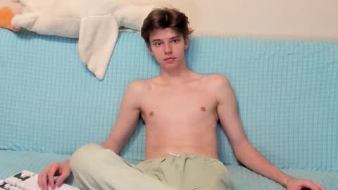 guy_liam1 online show from October 2025 02:18:02 PM