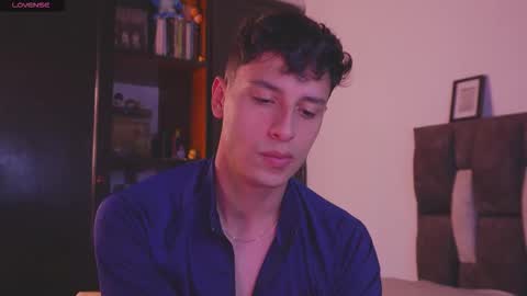 Snapshot of guy_twinks chatting on December 2025 11:21:01 PM Gabriel online show from December 2025 11:21:01 PM