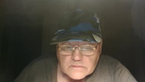 guyboy73 online show from September 2025 12:23:01 AM