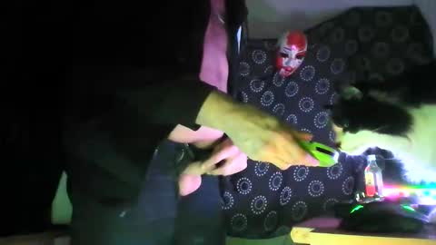 guyst049 online show from November 2025 11:15:01 PM