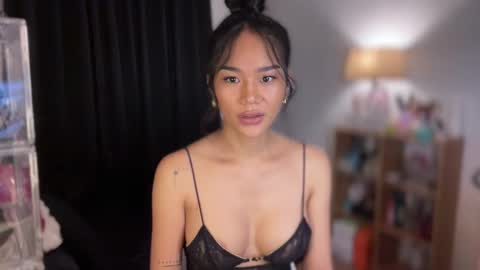 Alexa online show from October 2025 08:53:02 PM