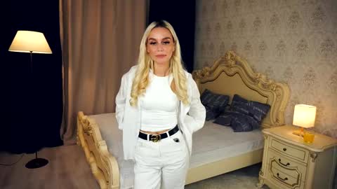 Sofia online show from December 2024 06:00:02 AM