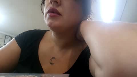 Snapshot of gwendolynfoster chatting on October 2025 09:51:01 AM gwendolynfoster online show from October 2025 09:51:01 AM