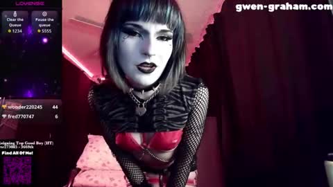 Gwen Graham online show from May 2026 02:17:01 AM