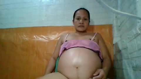 gwenn24 online show from June 2026 01:38:02 AM