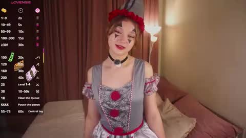 Molly online show from August 2026 05:38:02 PM