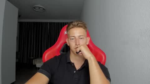 Snapshot of gym_alpha chatting on October 2025 10:55:01 PM Oliver online show from October 2025 10:55:01 PM