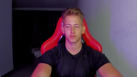 Snapshot of gym_alpha chatting on November 2025 07:34:02 PM Oliver online show from November 2025 07:34:02 PM