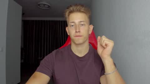 Snapshot of gym_alpha chatting on November 2025 11:37:01 PM Oliver online show from November 2025 11:37:01 PM