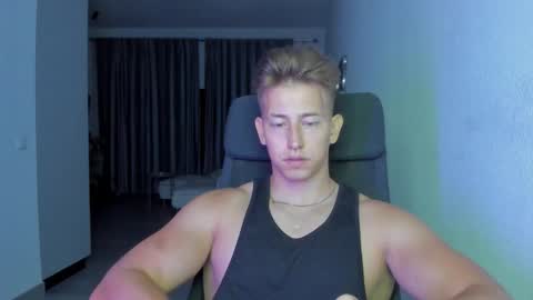 Snapshot of gym_alpha chatting on November 2025 11:29:01 PM Oliver online show from November 2025 11:29:01 PM