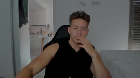 Oliver online show from March 2026 03:29:01 PM