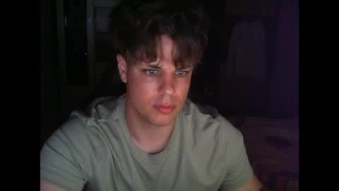 gymguy0505 online show from May 2026 10:37:02 PM