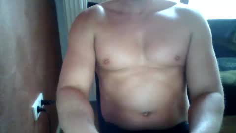 Snapshot of gymxxx_ chatting on February 2025 12:54:02 PM gymxxx_ online show from February 2025 12:54:02 PM