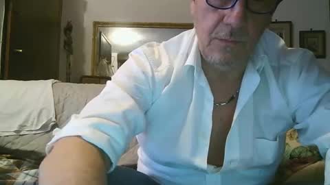 Snapshot of gyrdy chatting on February 2025 04:36:01 PM gyrdy online show from February 2025 04:36:01 PM