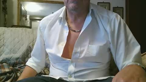 Snapshot of gyrdy chatting on February 2025 06:10:02 PM gyrdy online show from February 2025 06:10:02 PM