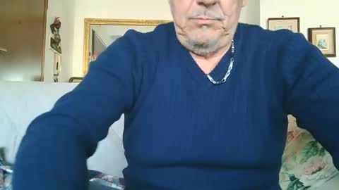 Snapshot of gyrdy chatting on March 2025 01:37:01 PM gyrdy online show from March 2025 01:37:01 PM