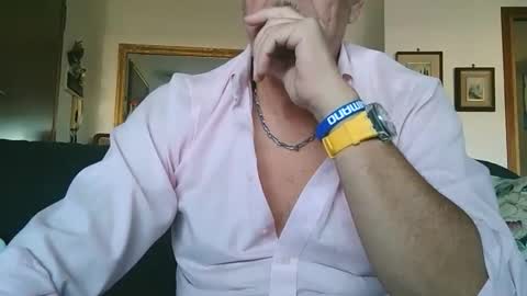 Snapshot of gyrdy chatting on October 2025 02:15:01 PM gyrdy online show from October 2025 02:15:01 PM