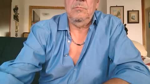 Snapshot of gyrdy chatting on October 2025 03:12:01 PM gyrdy online show from October 2025 03:12:01 PM