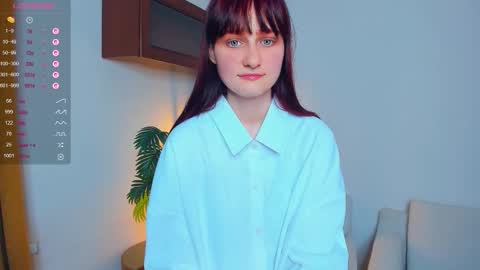 Snapshot of h0lyangel chatting on September 2025 07:07:02 PM Kelly Lilly online show from September 2025 07:07:02 PM