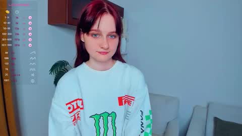 Snapshot of h0lyangel chatting on October 2025 06:50:02 PM Kelly Lilly online show from October 2025 06:50:02 PM