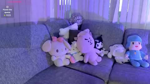 Hello Kitty online show from May 2026 12:13:02 PM