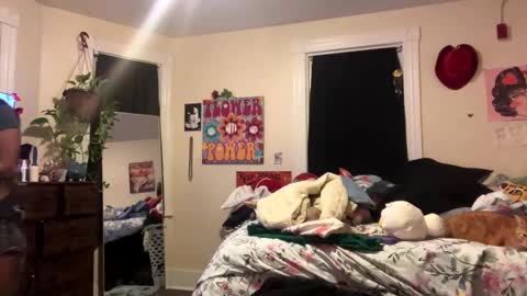 Snapshot of h9neybunny2000 chatting on March 2025 02:37:02 AM h9neybunny2000 online show from March 2025 02:37:02 AM