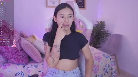 Hade online show from January 2025 11:37:02 PM