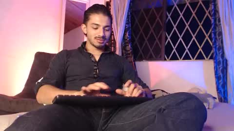 HADEZ online show from April 2026 01:47:01 AM
