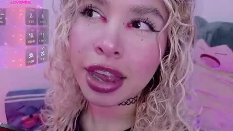 Haely online show from June 2026 11:18:01 PM