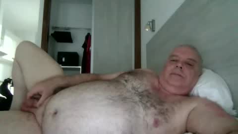 Snapshot of haggisstop chatting on January 2026 03:49:02 PM haggisstop online show from January 2026 03:49:02 PM