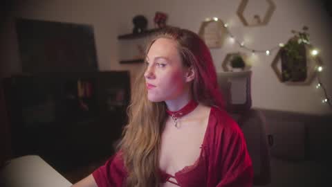 hahayessihaveone online show from October 2025 04:35:02 PM