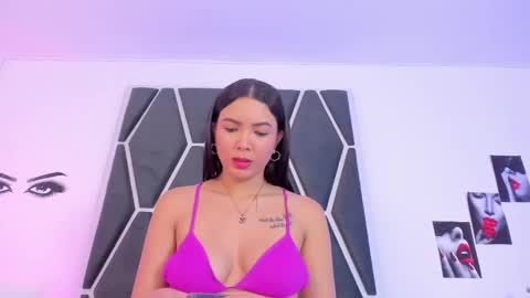 Kendal online show from March 2025 06:37:01 PM