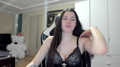 Snapshot of hailey_beauty chatting on November 2025 09:31:02 PM Sk pe Anya388109 online show from November 2025 09:31:02 PM