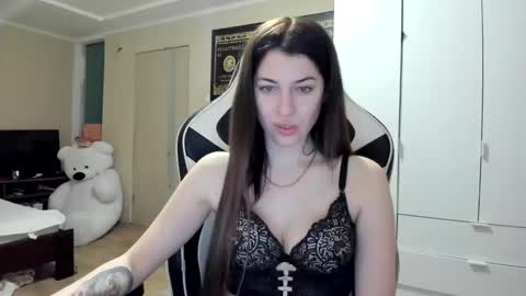 Snapshot of hailey_beauty chatting on December 2025 04:23:01 PM Sk pe Anya388109 online show from December 2025 04:23:01 PM