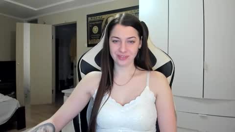 Snapshot of hailey_beauty chatting on February 2026 08:03:02 PM Sk pe Anya388109 online show from February 2026 08:03:02 PM