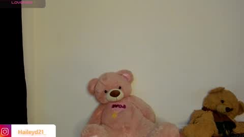 Snapshot of haileyduke chatting on March 2026 12:05:01 AM Hailey online show from March 2026 12:05:01 AM