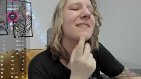 Snapshot of haileyfoxy chatting on February 2026 01:06:01 PM Hailey online show from February 2026 01:06:01 PM