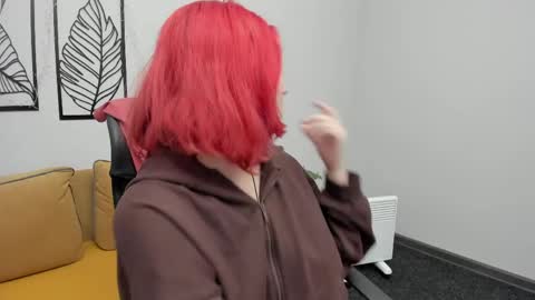 Snapshot of haileyfoxy chatting on March 2026 12:06:02 PM Hailey online show from March 2026 12:06:02 PM