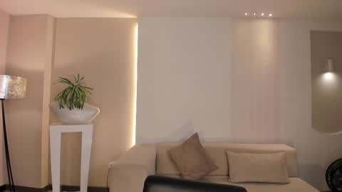 Hailey online show from January 2026 11:24:02 AM