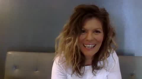 Snapshot of haileys123 chatting on November 2025 07:46:02 PM Hailey online show from November 2025 07:46:02 PM