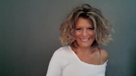 Hailey online show from February 2026 06:28:02 PM