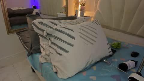 Snapshot of haileysans chatting on March 2026 11:39:02 AM haileysans online show from March 2026 11:39:02 AM