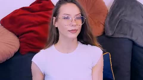 Snapshot of haileysinclair chatting on August 2026 07:28:01 PM Carla online show from August 2026 07:28:01 PM