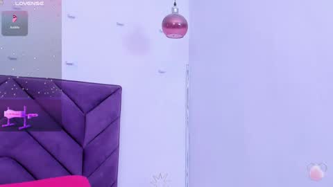 haileystonei online show from January 2025 06:06:02 PM