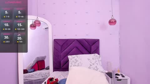 haileystonei online show from January 2025 11:41:02 AM