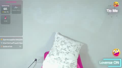 haileystonei online show from May 2026 12:35:02 PM