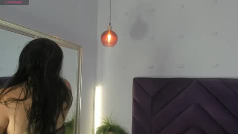 haileystonei online show from June 2026 12:05:02 PM