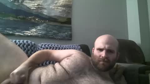 Snapshot of hairiestbear chatting on December 2024 03:26:01 PM Hairiest Bear online show from December 2024 03:26:01 PM